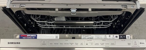 Open Box Samsung 24 Built-In Dishwasher DW80R9950US For Sale