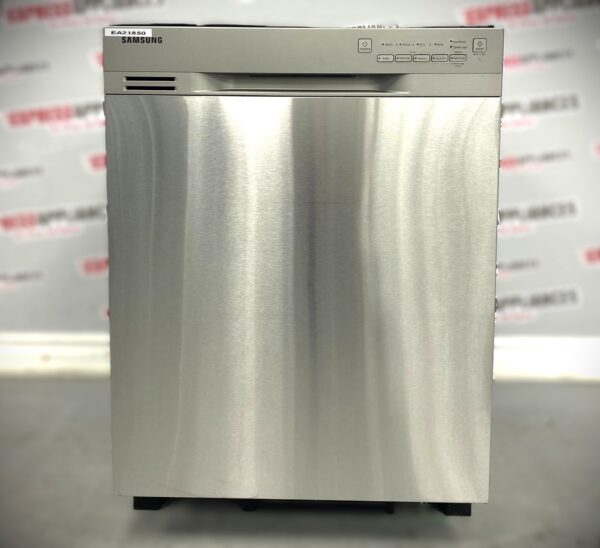 Used Samsung 24" Built-In Dishwasher DW80K2021US/AC For Sale