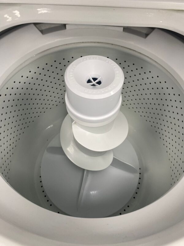 Used Whirlpool Washer/Dryer 27” Laundry Centre YWET3300SQ0 For Sale