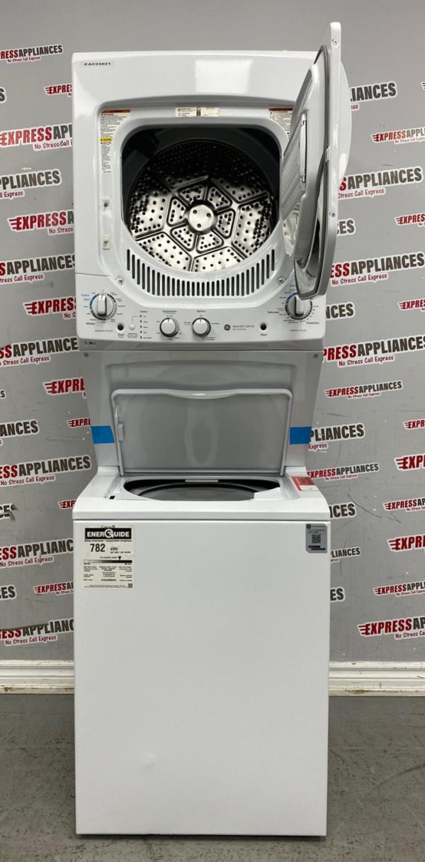 Open Box GE 24” Laundry Centre Washer and Dryer GUD24ESMM1WW For Sale