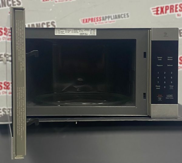 Used LG Countertop 24” Microwave LMC2075ST/00 For Sale