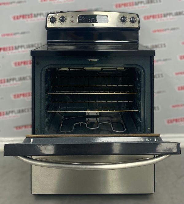 Used GE 30” Freestanding Glass Top Stove JCBP660ST1SS For Sale