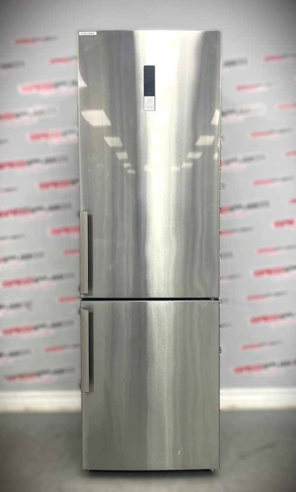 Used Moffat 24” Counter Depth Bottom Freezer Refrigerator MBE11DSLASS For Sale