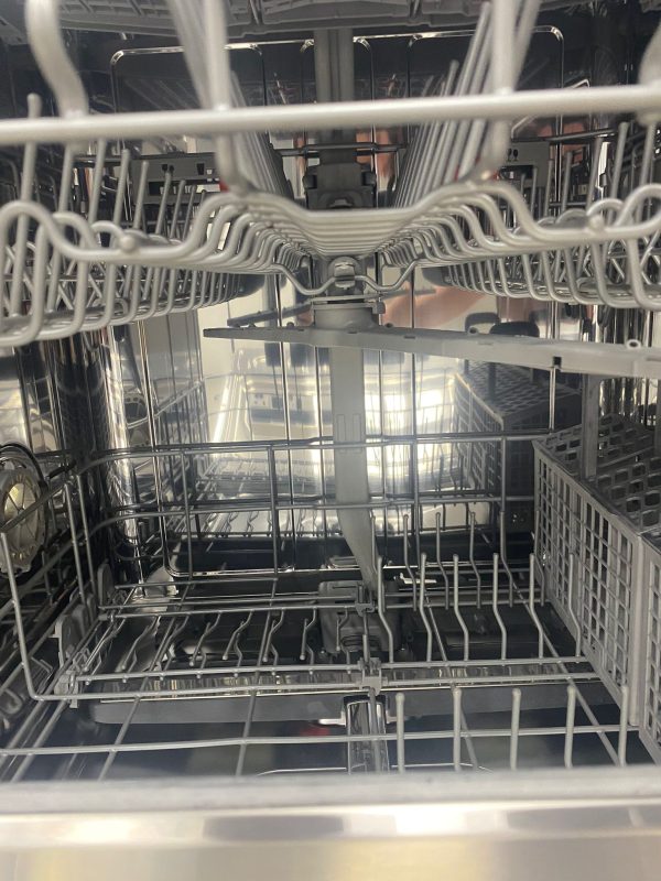 Used Samsung 24" Built-In Dishwasher DW80R9950UG For Sale