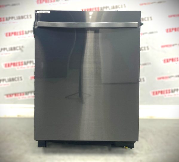 Used Samsung 24” Built-In Dishwasher DW80R5061UG For Sale