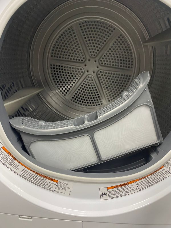 Used Whirlpool 24” Electric Ventless Dryer YWHD3090GW For Sale