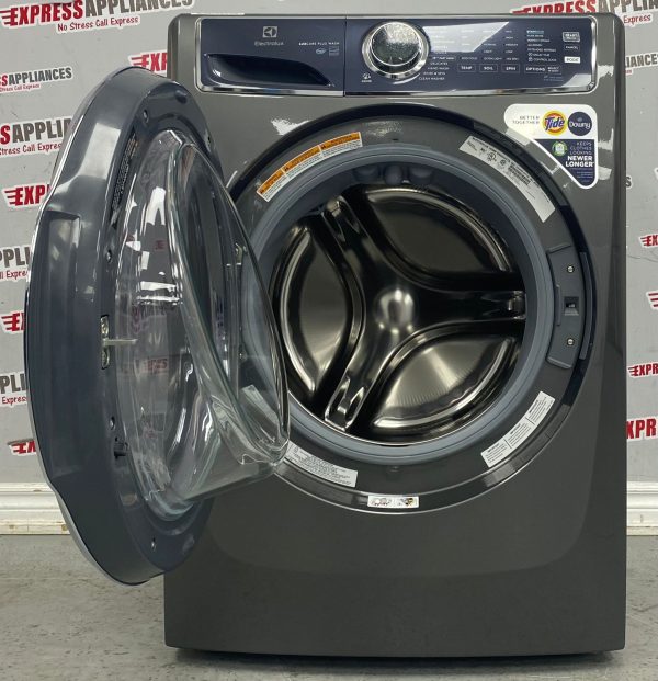 Open Box Electrolux 27” Front Load Washer ELFW7637AT For Sale