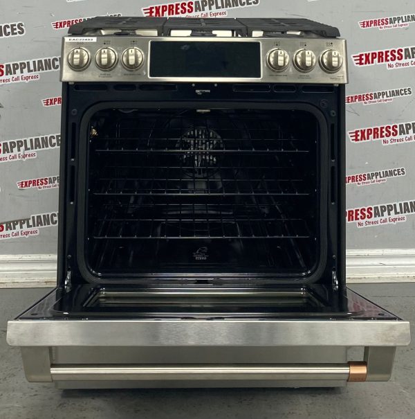 Open Box GE Café Slide-In 30” Gas Stove CCGS700P2M3S1 For Sale