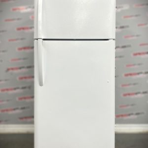 Used Frigidaire Top Freezer 30” Refrigerator FFTR1814TW6 (1)