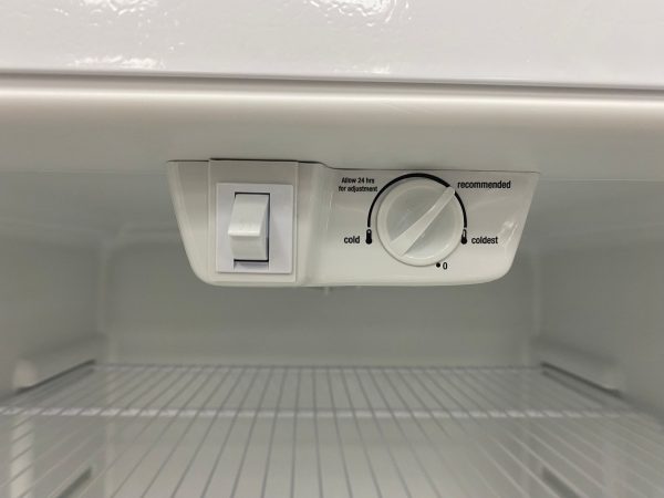 Used Frigidaire Top Freezer 30” Refrigerator FFTR1814TW6 For Sale