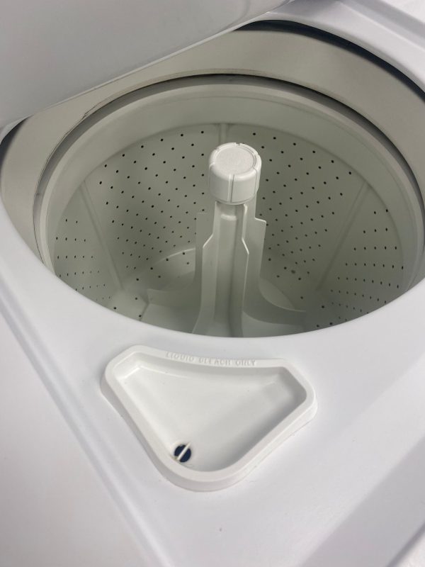 Used GE Laundry Centre 27” Stacked Washer/Dryer WSM27THBWWW For Sale