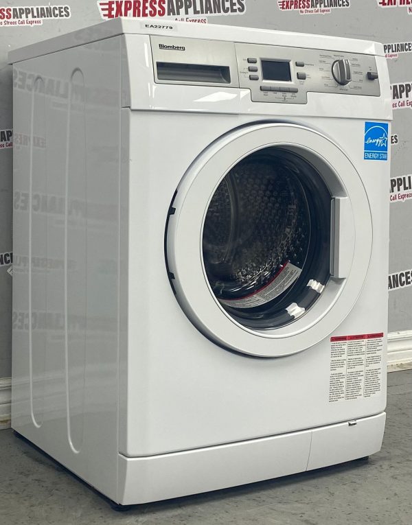 Used Blomberg 24" Front Load Washing Machine WM77120NBL01 SKU: EA22779 For Sale