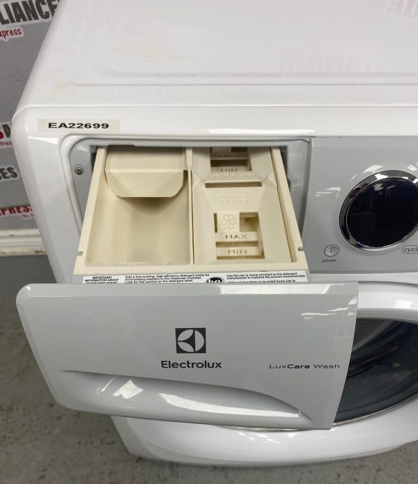 Used Electrolux Front Load 27” Washing Machine EFLW317TIW2 SKU: EA22699 For Sale