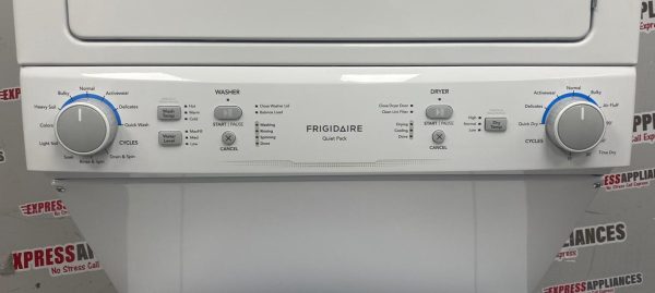 Open Box Frigidaire 27” Laundry Center Washer and Dryer FLCE752CAW4 SKU: EAC22721 For Sale