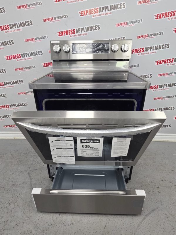 Open Box LG 30” Freestanding Glass Top Stove LREL6325F/02 For Sale