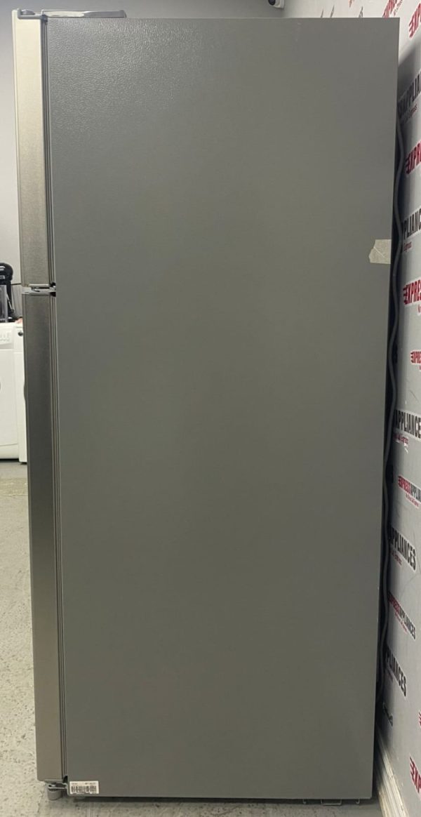 Open Box Midea 30” Top Freezer Refrigerator MRT18B2ASL For Sale