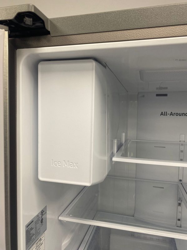 Open Box Samsung 36” French Door Refrigerator RF27T5201SR/AA For Sale