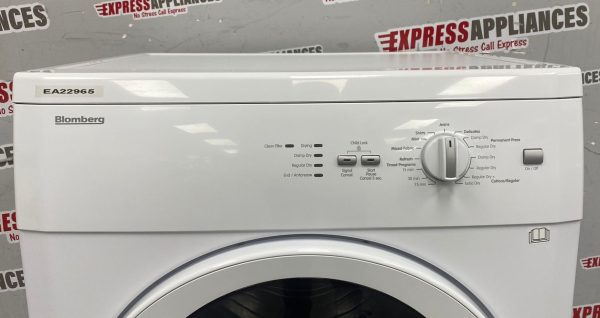 Used Blomberg 24” Stackable Electric Dryer DV17542 SKU: EA22965 For Sale