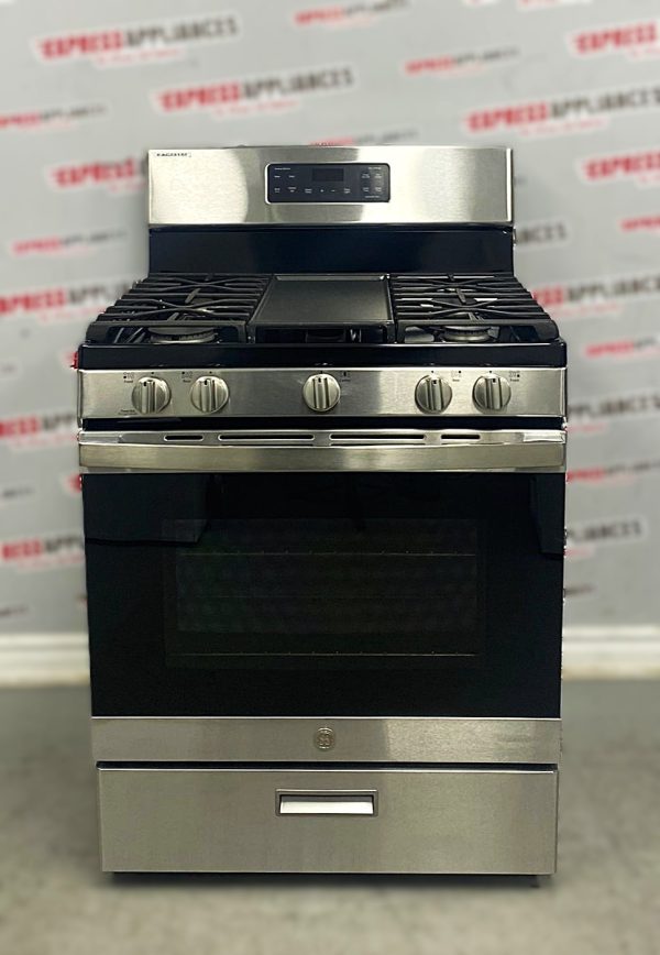 Used GE 30” Freestanding Gas Stove JCGBS66SEK5SS For Sale