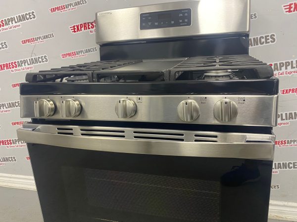 Used GE 30” Freestanding Gas Stove JCGBS66SEK5SS For Sale