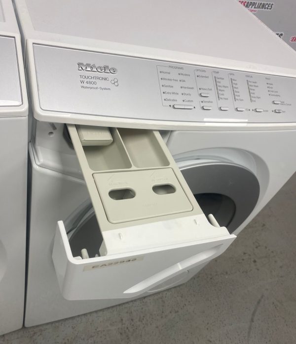 Used Miele 27” Front Load Washer and Electric Dryer Set W4800LC T9800 For Sale