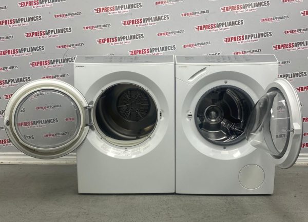 Used Miele 27” Front Load Washer and Electric Dryer Set W4800LC T9800 For Sale