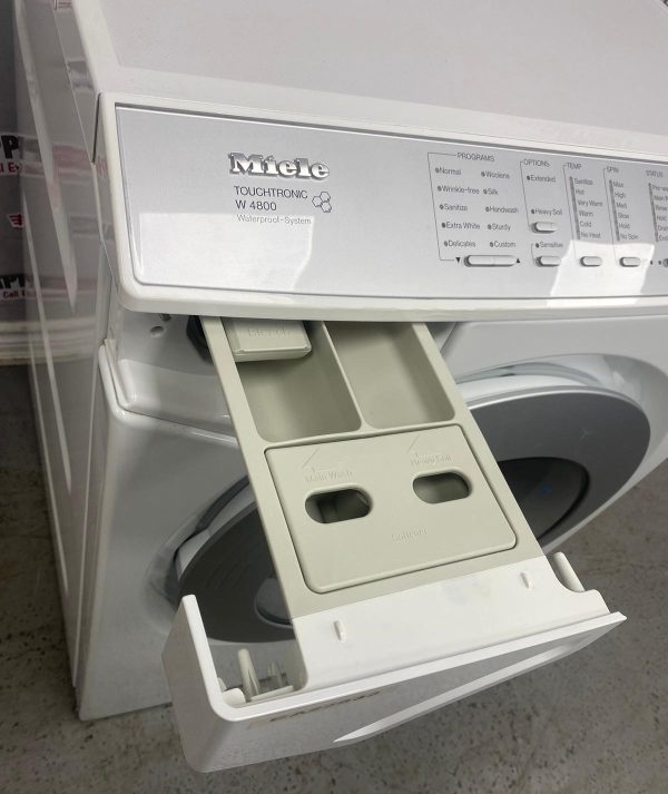 Used Miele 27” Front Load Washing Machine W4800LC For Sale