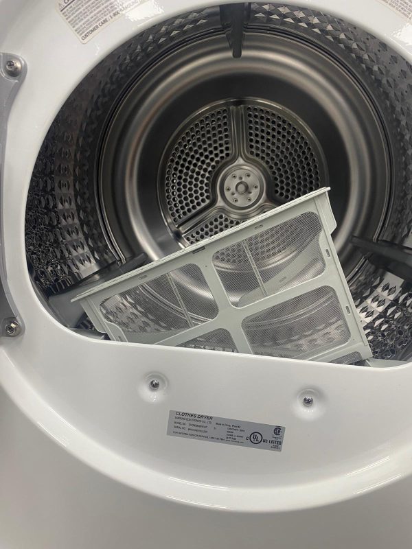 Used Samsung 24" Electric Stackable Dryer DV22K6800EW/AC For Sale