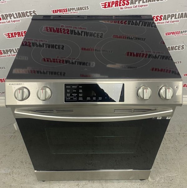 Used Samsung 30” Slide-in Electric Glass Top Stove NE63A8315SS/AC For Sale