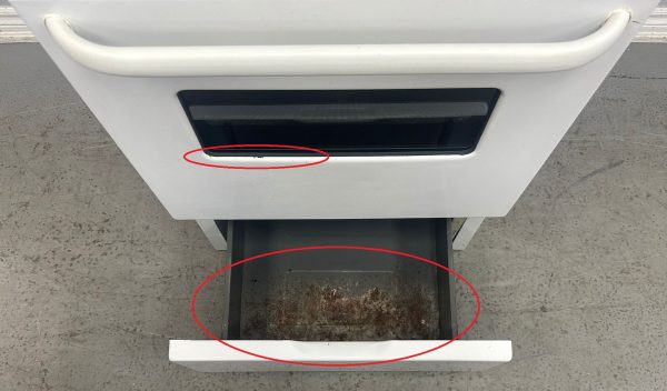 Used Frigidaire 24" Freestanding Coil Stove CMEF212ES2 For Sale