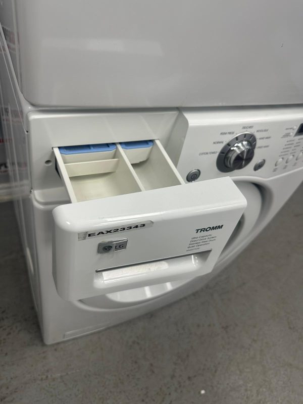 Used LG 27” Front Load Washer and Electric Dryer Stackable Set WM2077CW DLE3777W For Sale