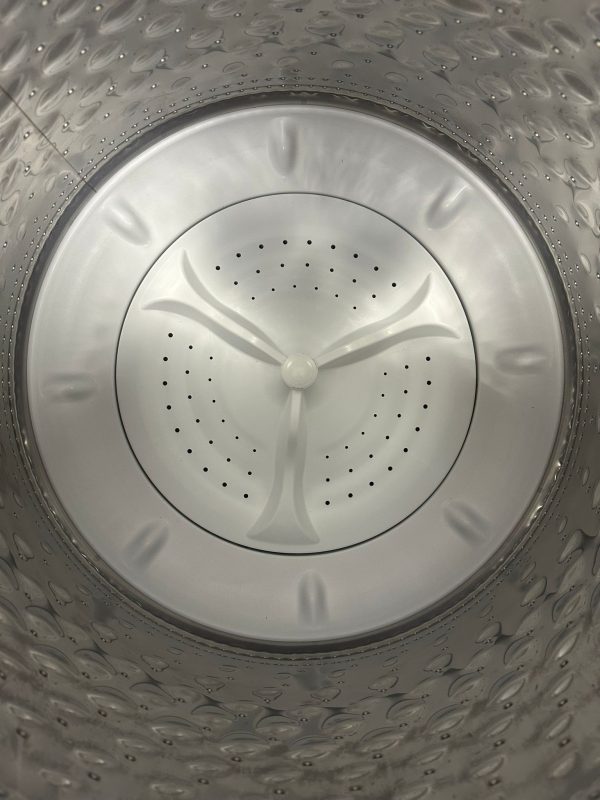 Used Whirlpool 27” Top Load Washer and 30” Electric Dryer Side-By-Side Set WTW5000DW0 YWED49STBW1 For Sale