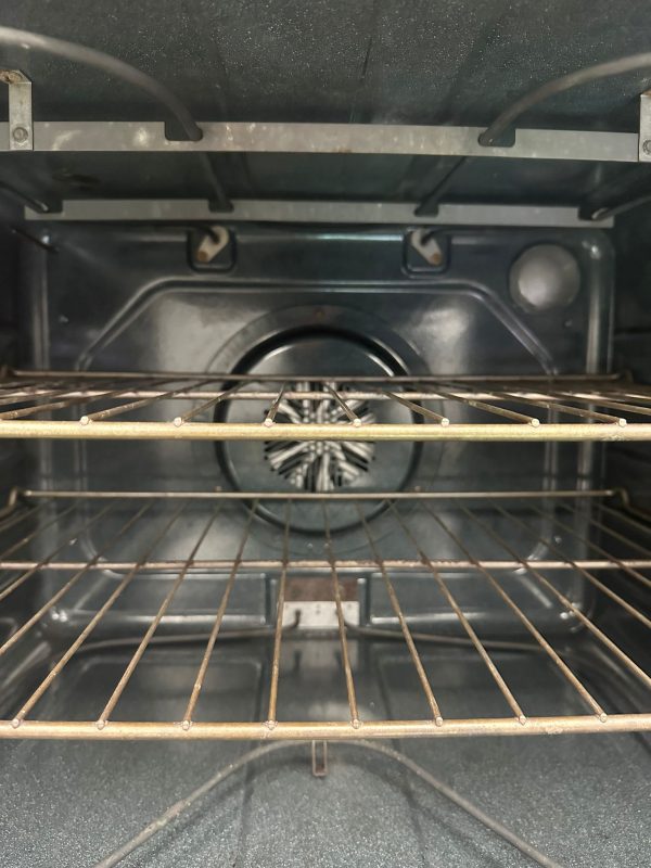 Used Whirlpool 30” Freestanding Glass Top Stove WERC4101SQ0 For Sale