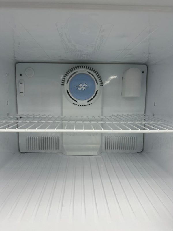 Used Amana 30” Top Freezer Refrigerator ATB1836ARS For Sale