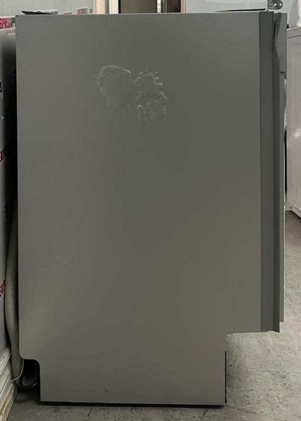 Used Blomberg 18" Build-In Panel Ready Dishwasher DWS55100FBI For Sale