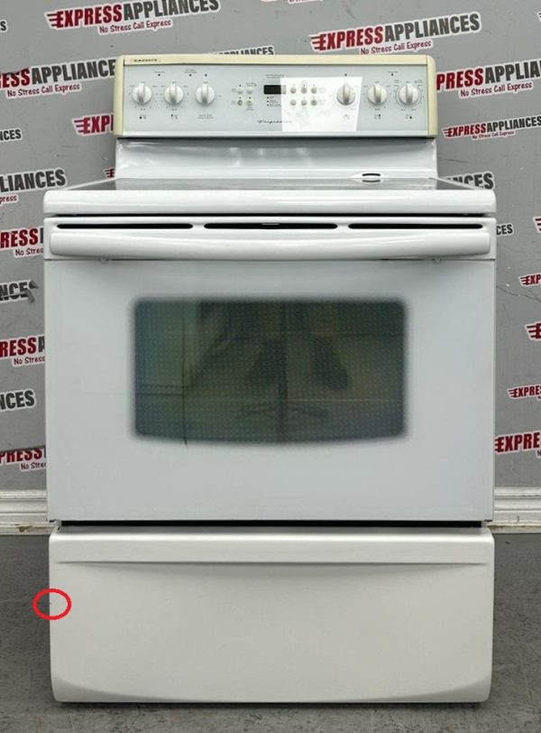 Used Frigidaire 30” Freestanding Glass Top Stove PFEF375CS1 For Sale