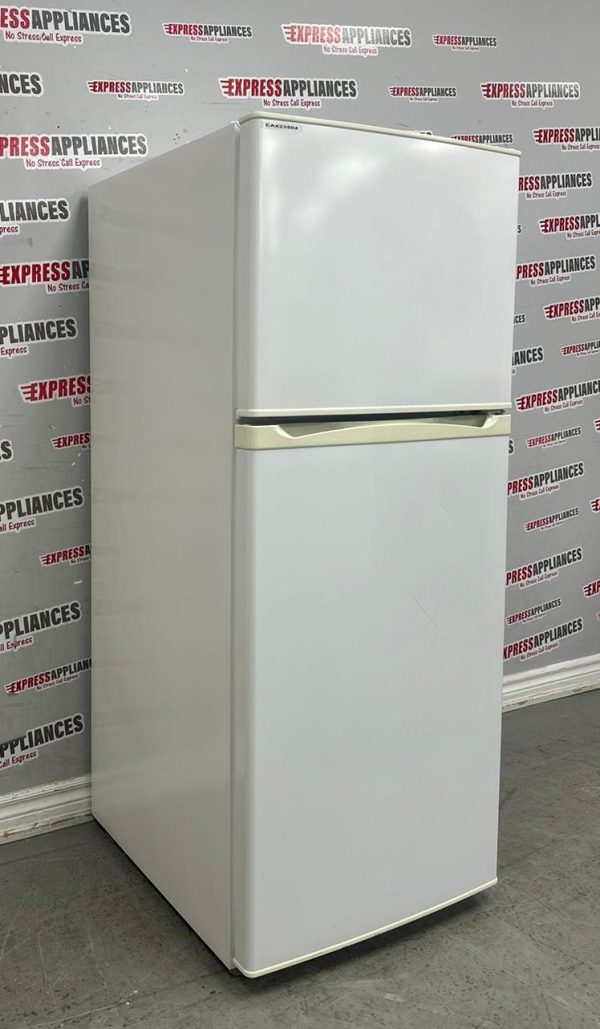 Used Moffat 24” Counter Depth Top Freezer Refrigerator MPE12FGKAWW For Sale