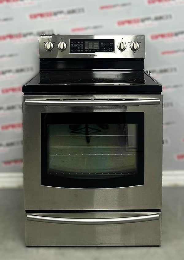 Used Samsung 30” Freestanding Glass Top Stove FE710DRS/XAC For Sale