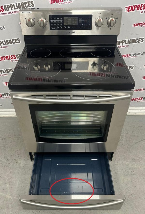 Used Samsung 30” Freestanding Glass Top Stove FE710DRS/XAC For Sale