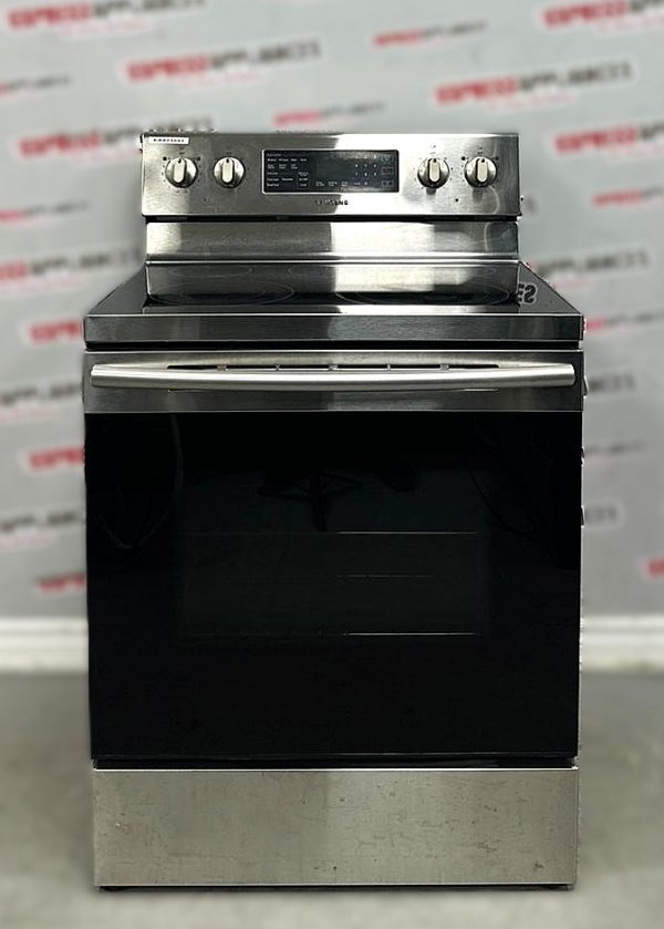 Used Samsung 30” Freestanding Glass Top Stove NE59M4320SS/AC For Sale