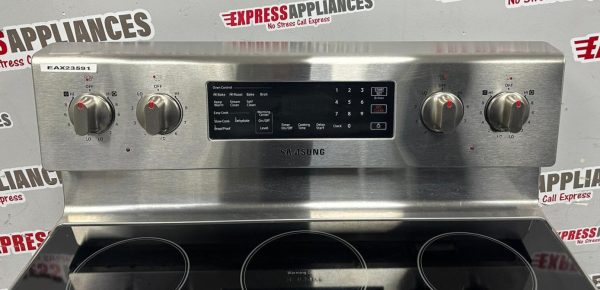 Used Samsung 30” Freestanding Glass Top Stove NE59M4320SS/AC For Sale