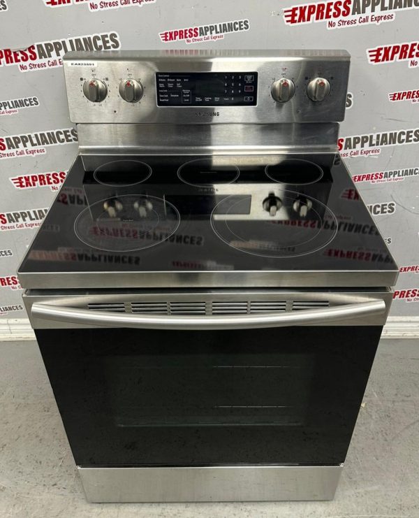 Used Samsung 30” Freestanding Glass Top Stove NE59M4320SS/AC For Sale