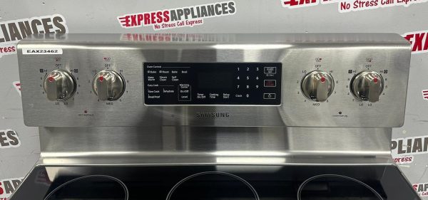 Used Samsung 30” Freestanding Glass Top Stove NE59R4321SS/AC For Sale