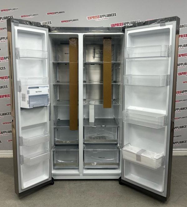 Open Box LG 36” Side-By-Side Counter Depth Refrigerator LS23C4000V/00 For Sale