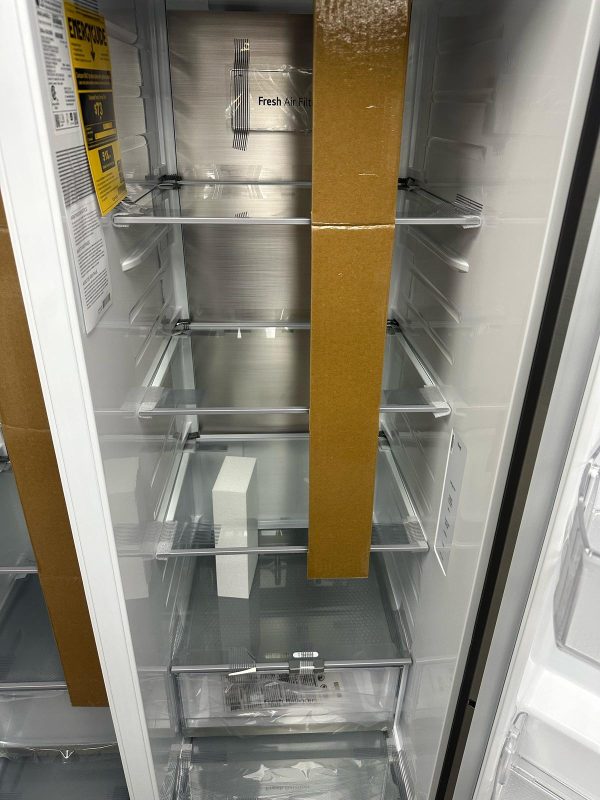 Open Box LG 36” Side-By-Side Counter Depth Refrigerator LS23C4000V/00 For Sale