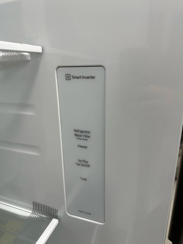 Open Box LG 36” Side-By-Side Refrigerator LRSXS2706S/01 For Sale