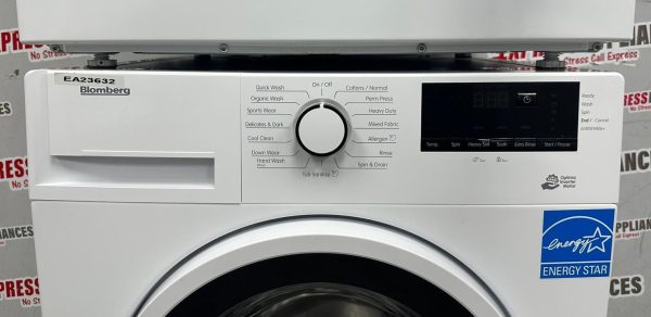 Used Blomberg 24” Front Load Washer and Electric Dryer Stackable Set WM72200W DV17600W For Sale