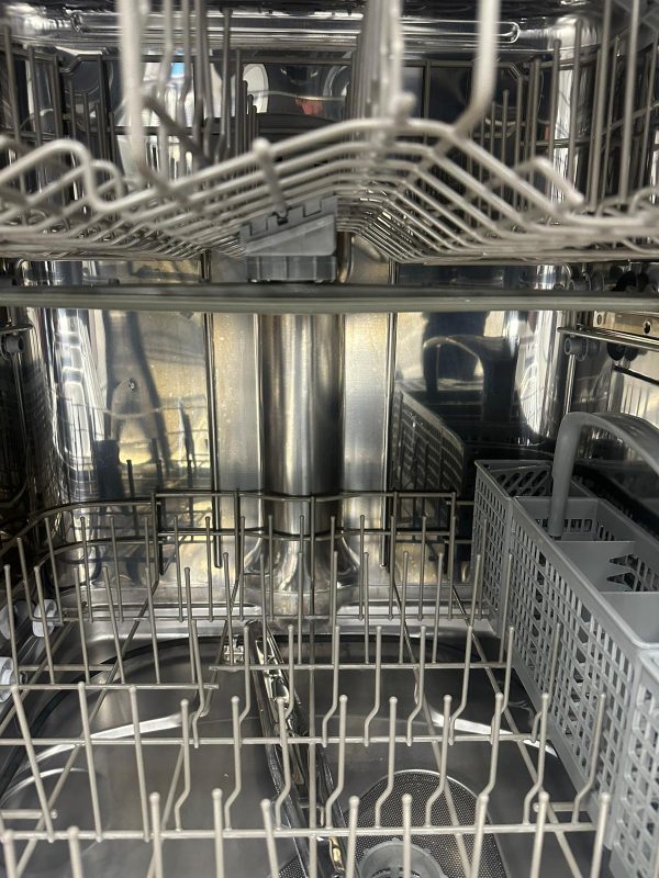 Used GE 24" Build-In Dishwasher GLDT696DSS-00 For Sale