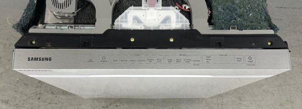 Used Samsung 24" Build-In Dishwasher DW80K5050UW For Sale