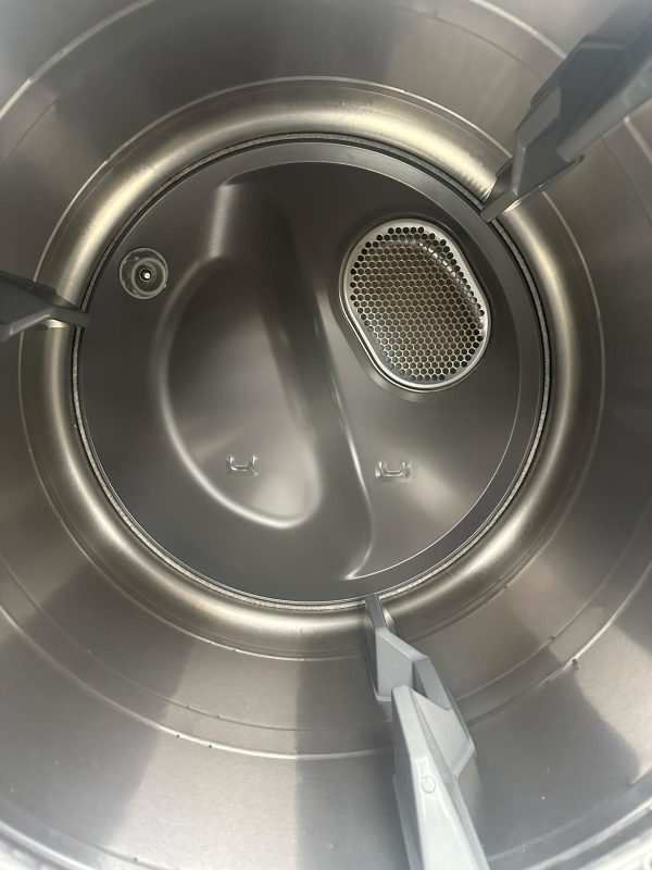 Used Samsung 27” Front Load Washer and Electric Dryer Stackable Set WF350ANP/XAA01 DV350AEP/XAC For Sale